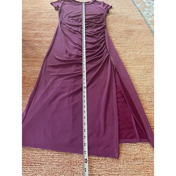 VESTIQUE Spellbinding Women’s Plum color Ruched Knit Dress Size S - Picture 3 of 5